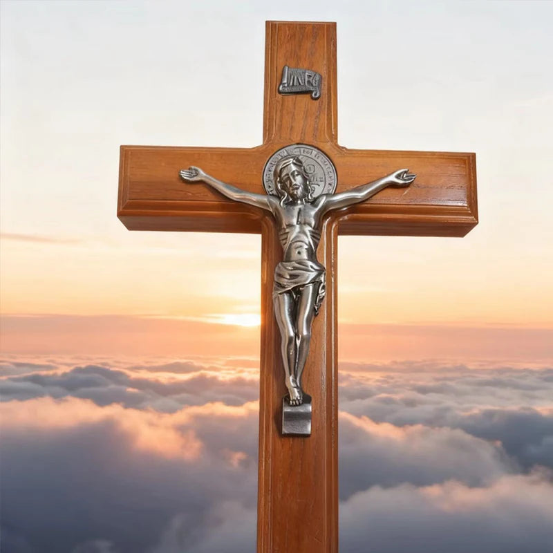 Cruz_de_Madeira_Catolica_com_Jesus_Cristo