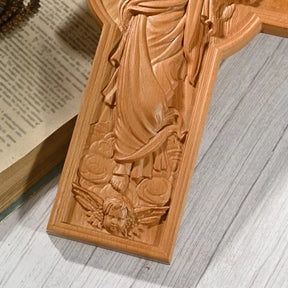 Crucifixo_de_Jesus_Cristo_em_Madeira