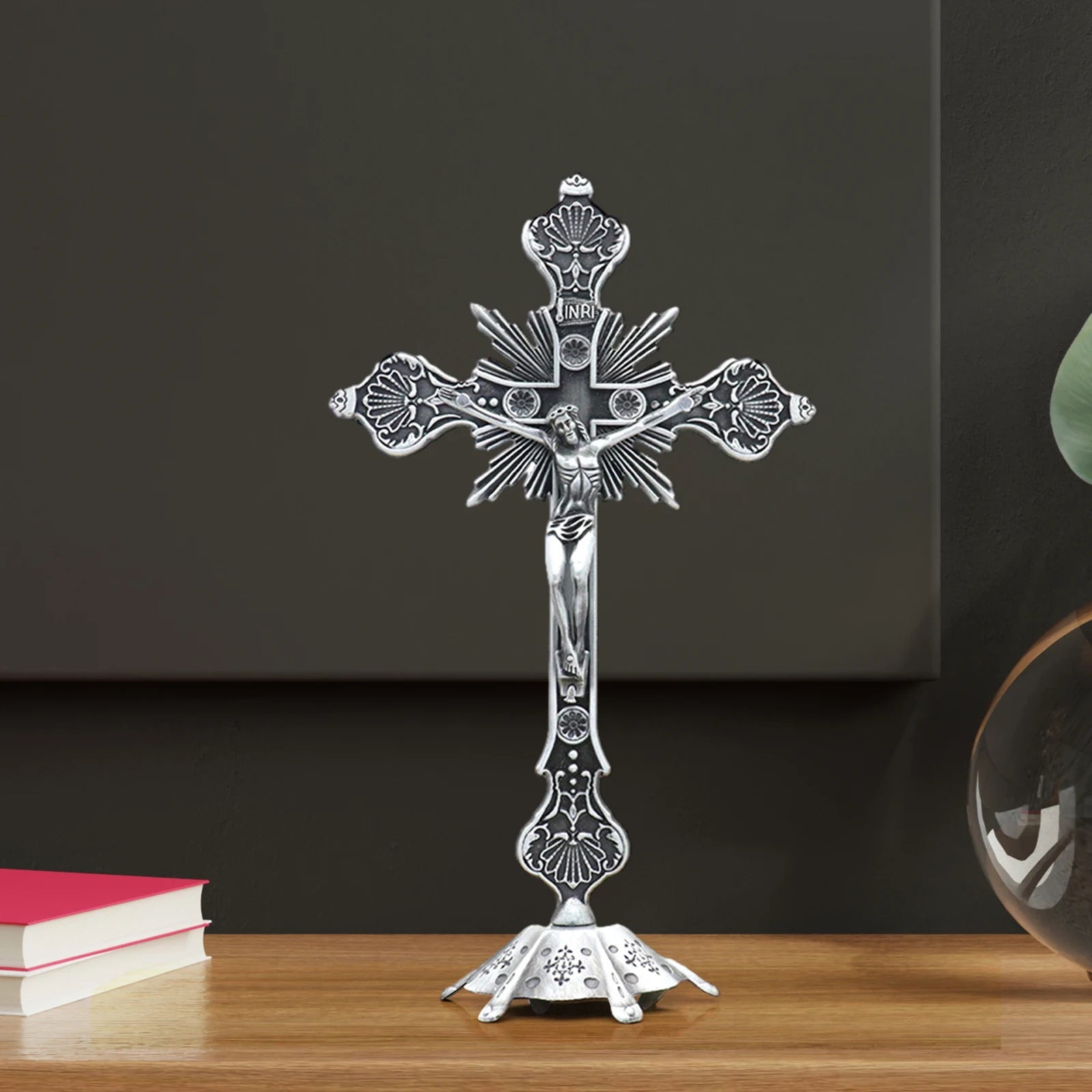 Crucifixo_de_Mesa_em_Liga_Metalica