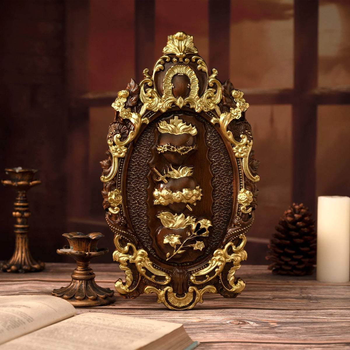 Decoracao_Tres_Coracoes_Sagrados_em_Madeira