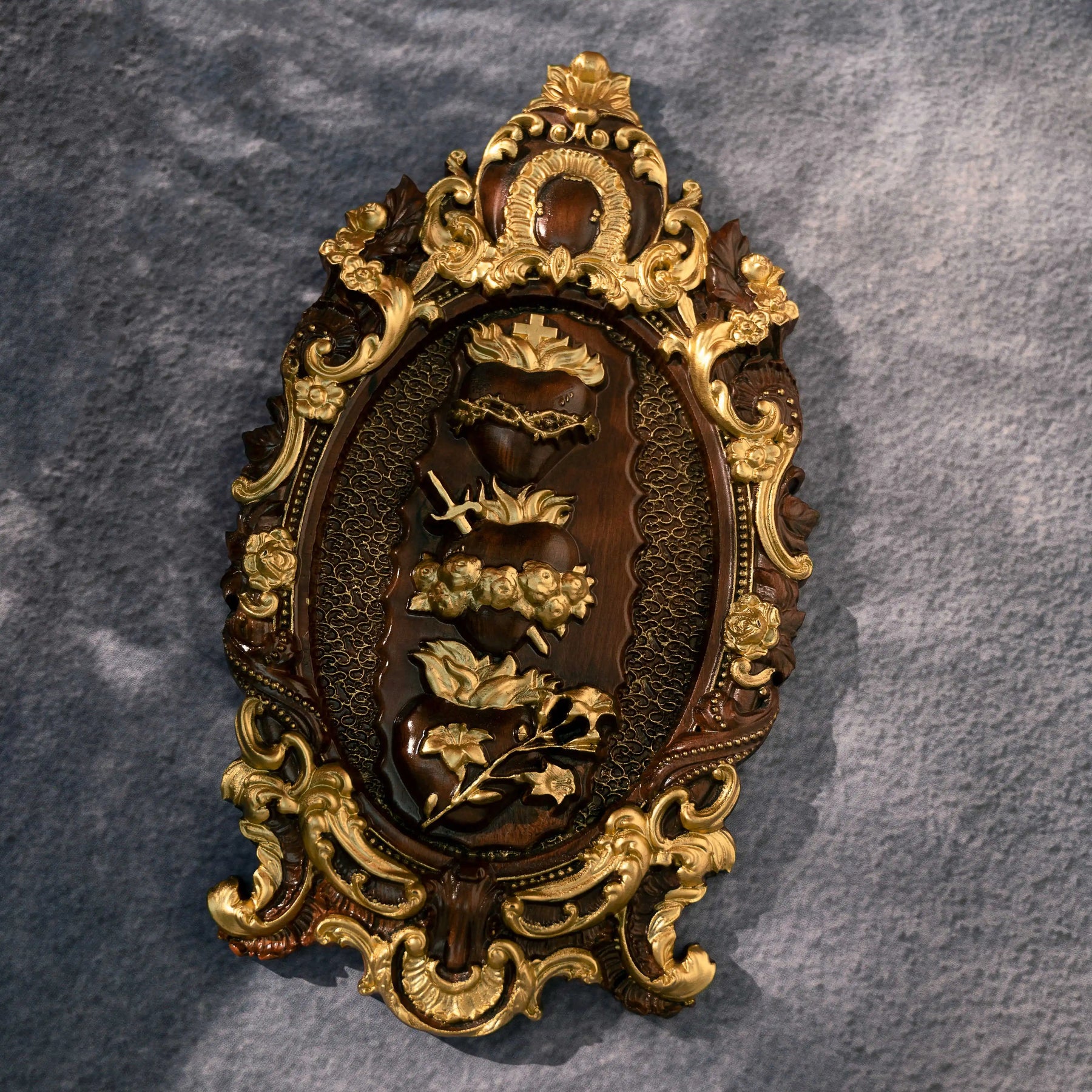 Decoracao_Tres_Coracoes_Sagrados_em_Madeira