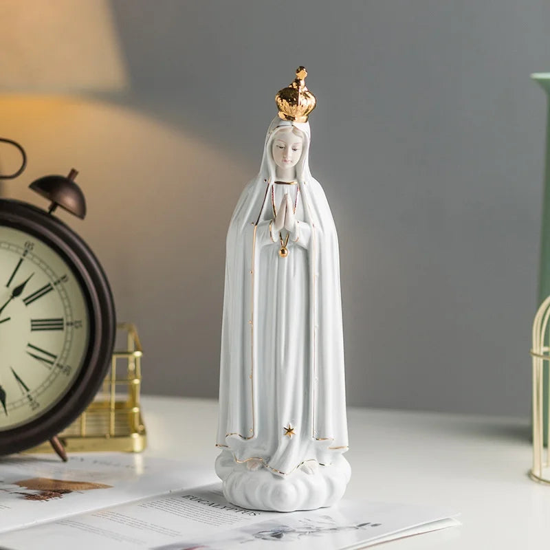 Imagem_de_Nossa_Senhora_de_Fatima_em_Ceramica