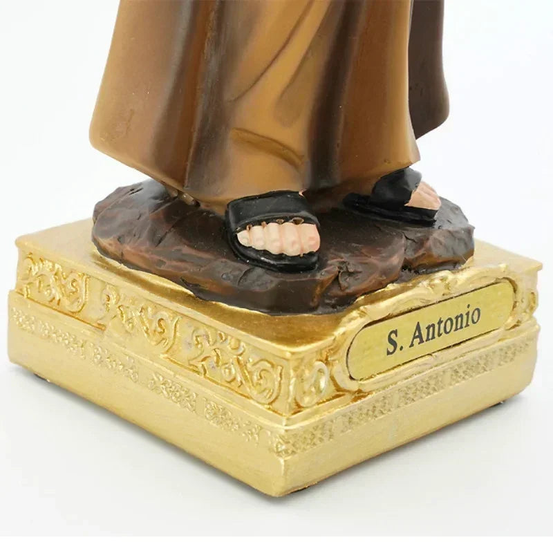 Imagem_de_Santo_Antonio_em_Resina