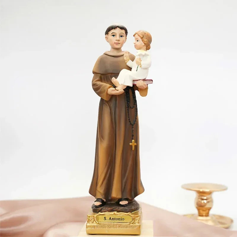 Imagem_de_Santo_Antonio_em_Resina