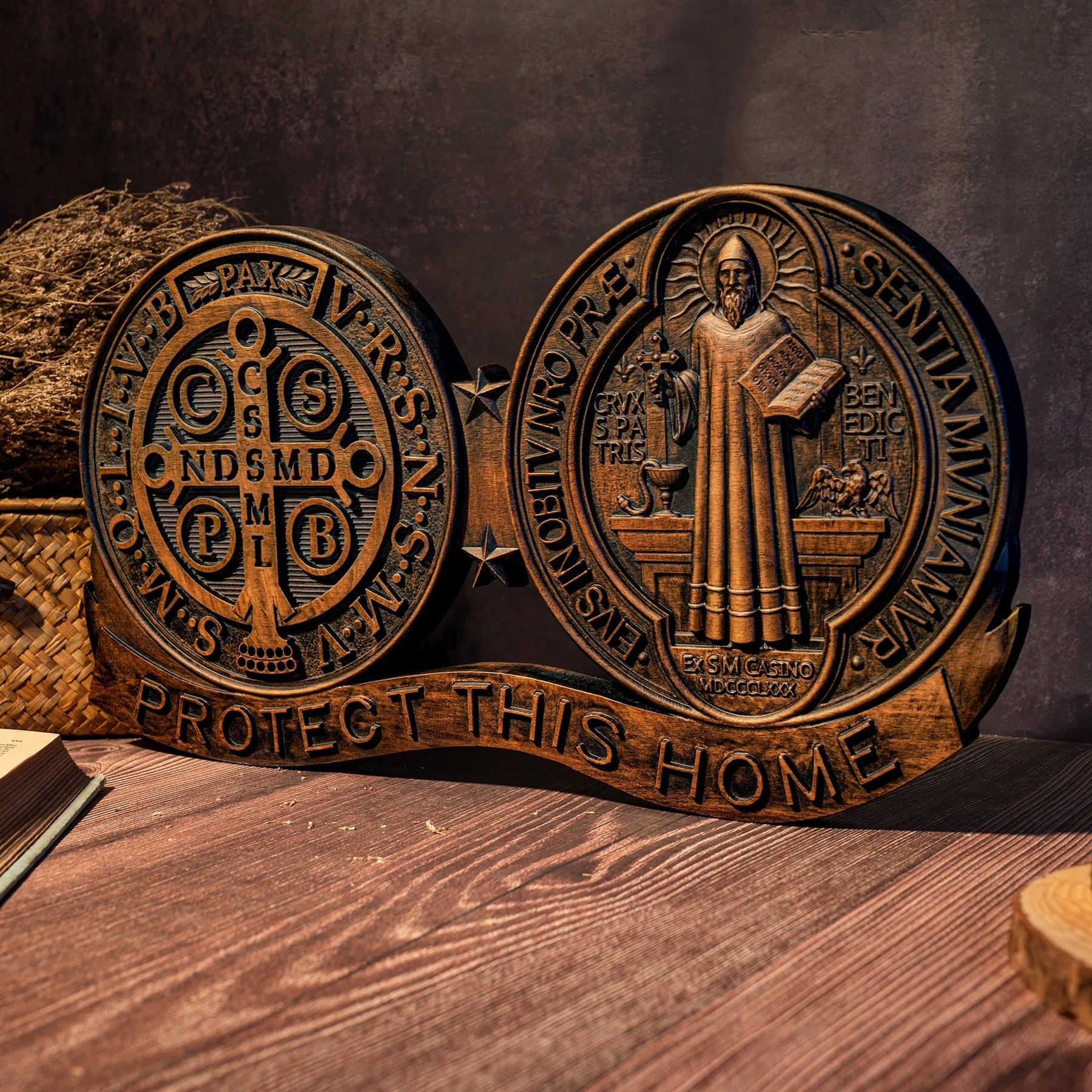 Placa_da_Medalha_de_Sao_Bento_em_Madeira