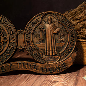 Placa_da_Medalha_de_Sao_Bento_em_Madeira